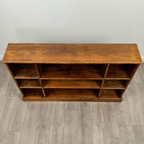 VINTAGE 20TH CENTURY FINE QUALITY OPEN BOOKCASE IN OAK - ADDITIONAL PHOTO 9
