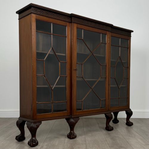 ANTIQUE 20TH CENTURY FINE QUALITY DISPLAY CABINET IN MAHOGANY - ADDITIONAL PHOTO 8