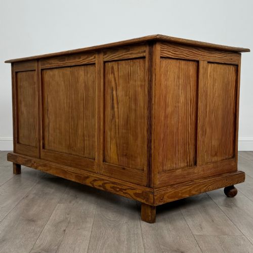 ANTIQUE 20TH CENTURY FINE QUALITY DESK IN PITCH PINE - ADDITIONAL PHOTO 6