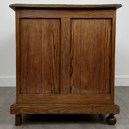 ANTIQUE 20TH CENTURY FINE QUALITY DESK IN PITCH PINE - ADDITIONAL PHOTO 7