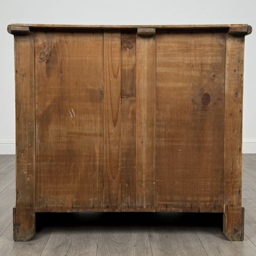 ANTIQUE 19TH CENTURY PINE CHEST OF DRAWERS - ADDITIONAL PHOTO 4