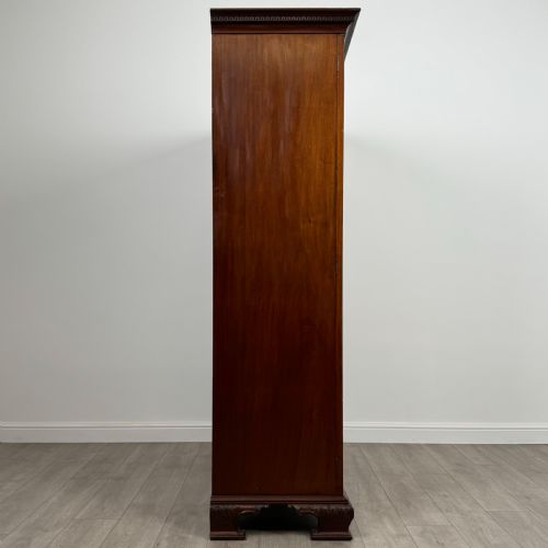 ANTIQUE 19TH CENTURY FINE QUALITY WARDROBE IN MAHOGANY - ADDITIONAL PHOTO 7