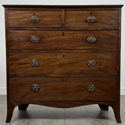 ANTIQUE 18TH CENTURY FINE QUALITY CHEST OF DRAWERS IN MAHOGANY