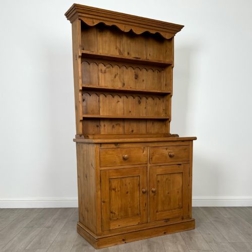 VINTAGE 20TH CENTURY GOOD QUALITY PINE DRESSER - ADDITIONAL PHOTO 9