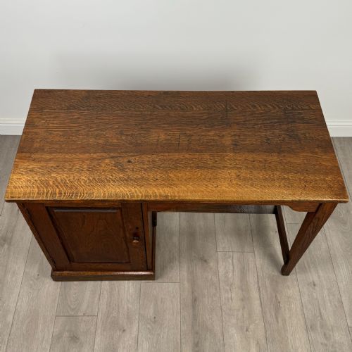 ANTIQUE 20TH CENTURY GOOD QUALITY DESK IN OAK - ADDITIONAL PHOTO 9
