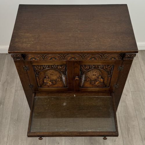 ANTIQUE 20TH CENTURY CARVED OAK CUPBOARD - ADDITIONAL PHOTO 10