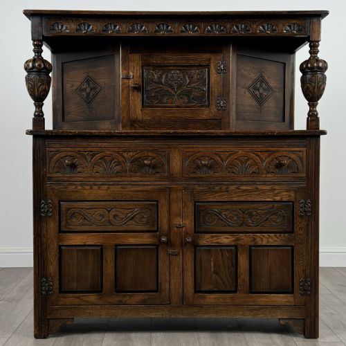 antique 20th century court cupboard in oak - CATEGORY: ANTIQUE CUPBOARDS - DATED EDWARDIAN