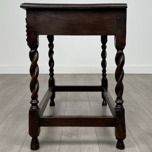 ANTIQUE 20TH CENTURY BARLEY TWIST SIDE TABLE IN OAK - ADDITIONAL PHOTO 2