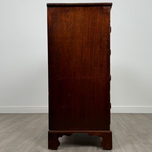 ANTIQUE 18TH CENTURY FINE QUALITY CHEST OF DRAWERS IN MAHOGANY - ADDITIONAL PHOTO 6