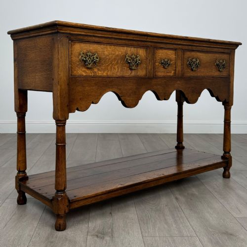ANTIQUE 20TH CENTURY FINE QUALITY DRESSER BASE IN OAK - ADDITIONAL PHOTO 7