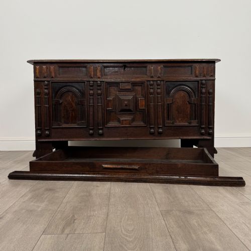 ANTIQUE 18TH CENTURY JACOBEAN MULE CHEST IN OAK - ADDITIONAL PHOTO 11