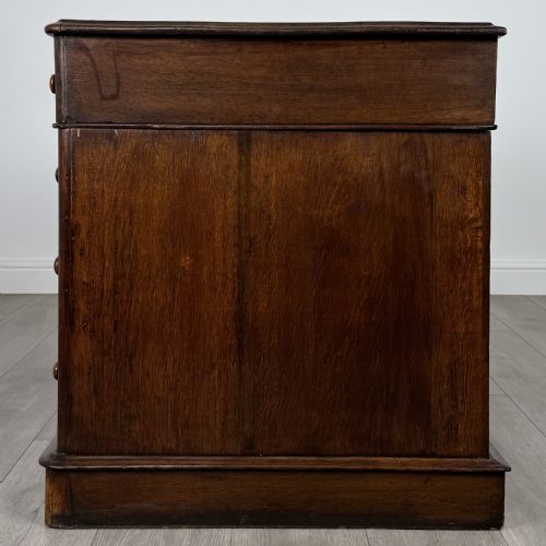 ANTIQUE 19TH CENTURY PEDESTAL DESK IN OAK - ADDITIONAL PHOTO 2