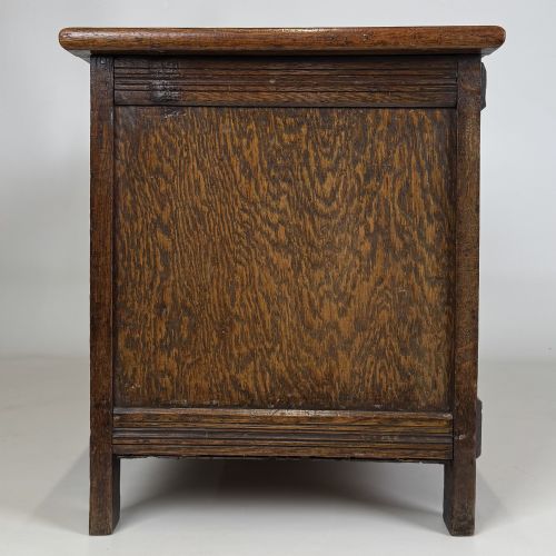 ANTIQUE 20TH CENTURY CARVED OAK BLANKET BOX - ADDITIONAL PHOTO 2
