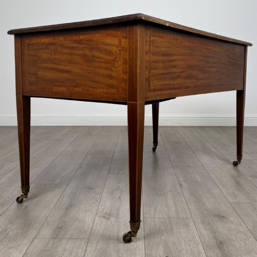ANTIQUE 19TH CENTURY FINE QUALITY WRITING TABLE IN MAHOGANY - ADDITIONAL PHOTO 3