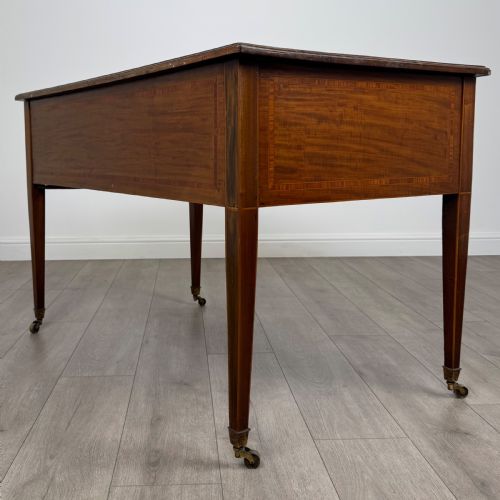 ANTIQUE 19TH CENTURY FINE QUALITY WRITING TABLE IN MAHOGANY - ADDITIONAL PHOTO 5