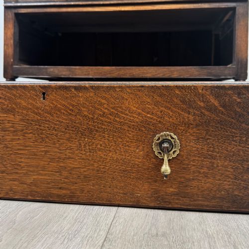 ANTIQUE 20TH CENTURY GOOD QUALITY FITTED CUPBOARD IN OAK - ADDITIONAL PHOTO 12