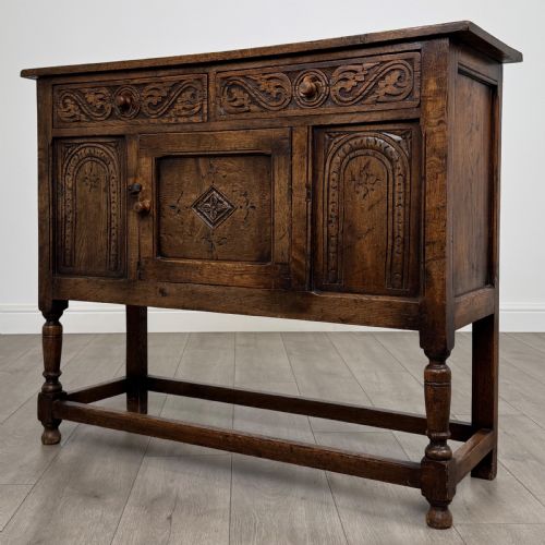 ANTIQUE 20TH CENTURY GOOD QUALITY SMALL OAK SIDEBOARD - ADDITIONAL PHOTO 2