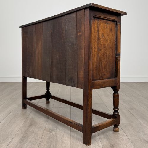 ANTIQUE 20TH CENTURY GOOD QUALITY SMALL OAK SIDEBOARD - ADDITIONAL PHOTO 6