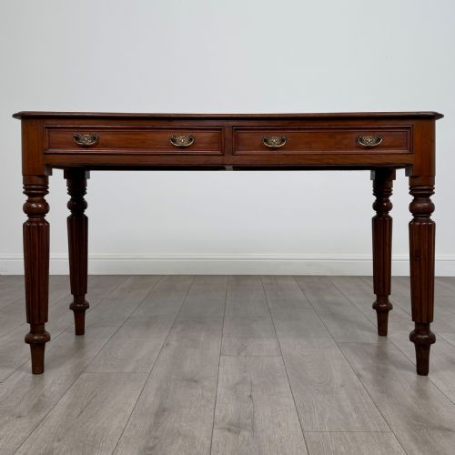 antique 19th century writing table in mahogany - CATEGORY: ANTIQUE TABLES - DATED VICTORIAN