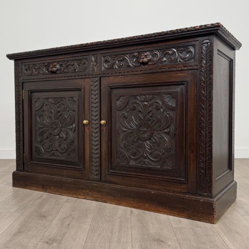 ANTIQUE 19TH CENTURY GOOD QUALITY CARVED OAK SIDEBOARD - ADDITIONAL PHOTO 2