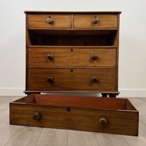 ANTIQUE 19TH CENTURY CHEST OF DRAWERS IN MAHOGANY - ADDITIONAL PHOTO 9