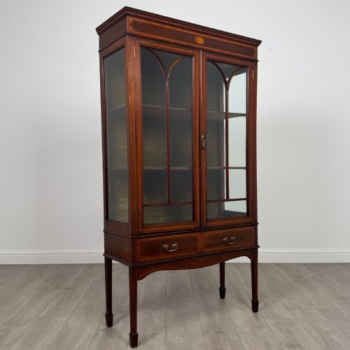 ANTIQUE 20TH CENTURY INLAID DISPLAY CABINET IN MAHOGANY - ADDITIONAL PHOTO 9