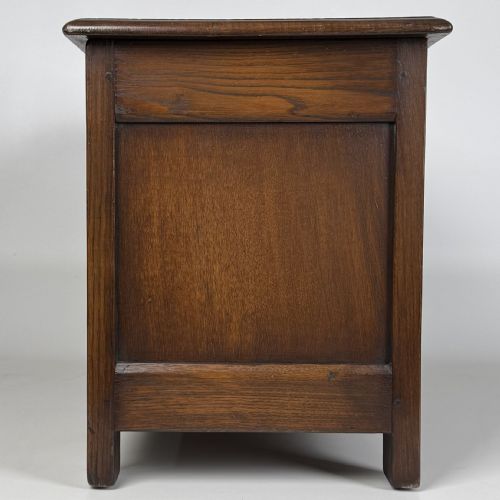 ANTIQUE 20TH CENTURY GOOD QUALITY CARVED OAK BLANKET BOX - ADDITIONAL PHOTO 2