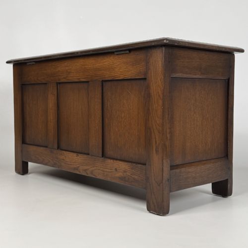 ANTIQUE 20TH CENTURY GOOD QUALITY CARVED OAK BLANKET BOX - ADDITIONAL PHOTO 5