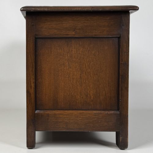 ANTIQUE 20TH CENTURY GOOD QUALITY CARVED OAK BLANKET BOX - ADDITIONAL PHOTO 6