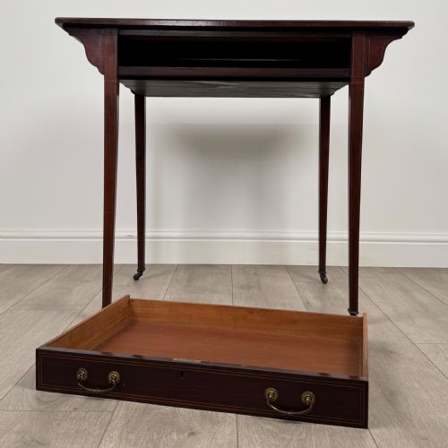 ANTIQUE 19TH CENTURY SMALL INLAID WRITING TABLE IN MAHOGANY - ADDITIONAL PHOTO 9