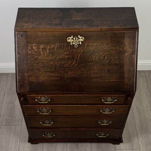 ANTIQUE 19TH CENTURY GOOD QUALITY SMALL OAK BUREAU - ADDITIONAL PHOTO 9