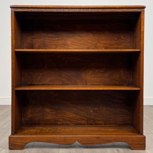 ANTIQUE 20TH CENTURY OPEN BOOKCASE IN OAK - ADDITIONAL PHOTO 1