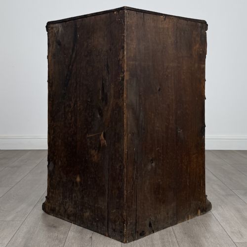 ANTIQUE 19TH CENTURY SMALL CARVED OAK CORNER CABINET - ADDITIONAL PHOTO 2