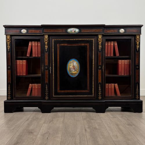 antique 19th century ebonised credenza of finest quality - CATEGORY: ANTIQUE SIDEBOARDS - DATED VICTORIAN