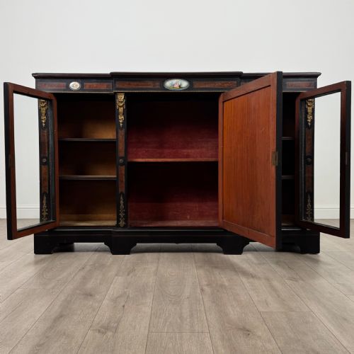 ANTIQUE 19TH CENTURY EBONISED CREDENZA OF FINEST QUALITY - ADDITIONAL PHOTO 2