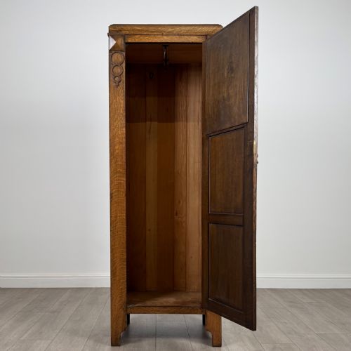 ANTIQUE 20TH CENTURY GOOD QUALITY SMALL OAK WARDROBE - ADDITIONAL PHOTO 1