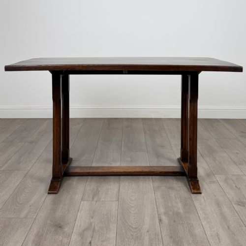 ANTIQUE 20TH CENTURY SMALL OAK DINING TABLE - ADDITIONAL PHOTO 1