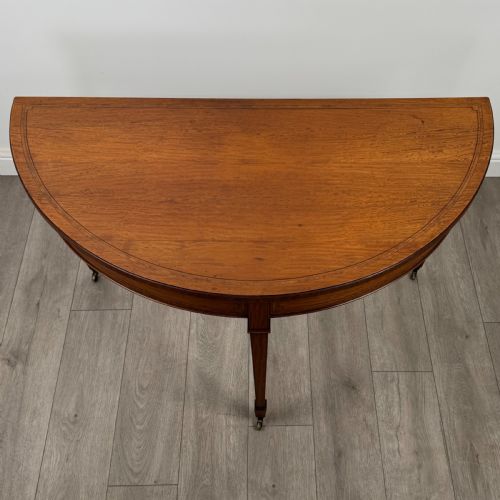 ANTIQUE 19TH CENTURY DEMILUNE SIDE TABLE IN SATINWOOD - ADDITIONAL PHOTO 8