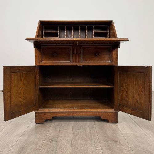 ANTIQUE 20TH CENTURY LINENFOLD BUREAU IN OAK - ADDITIONAL PHOTO 1