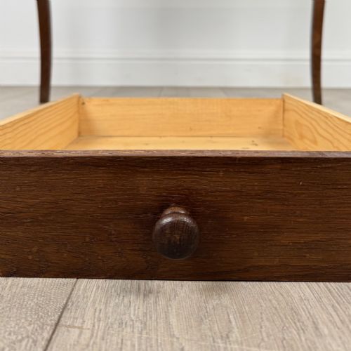 ANTIQUE 20TH CENTURY FRENCH SIDE TABLE IN OAK - ADDITIONAL PHOTO 10