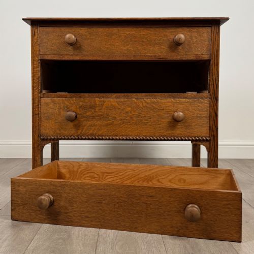 ANTIQUE 20TH CENTURY GOLDEN OAK CHEST OF DRAWERS - ADDITIONAL PHOTO 9