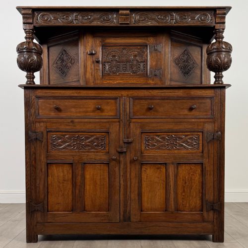 antique 20th century good quality court cupboard in oak - CATEGORY: ANTIQUE CUPBOARDS - DATED EDWARDIAN