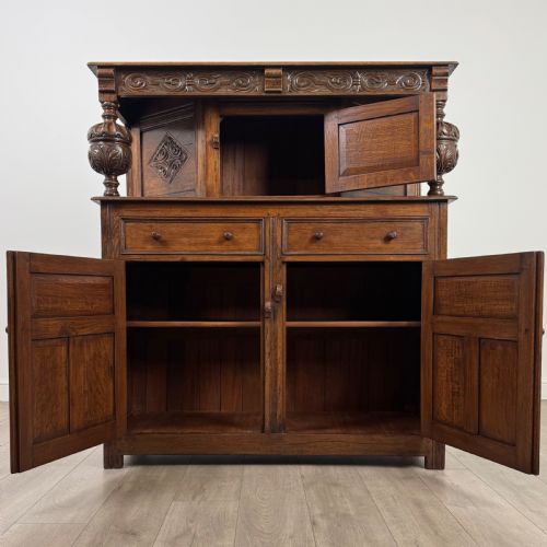 ANTIQUE 20TH CENTURY GOOD QUALITY COURT CUPBOARD IN OAK - ADDITIONAL PHOTO 1