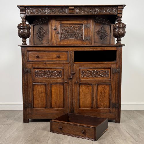 ANTIQUE 20TH CENTURY GOOD QUALITY COURT CUPBOARD IN OAK - ADDITIONAL PHOTO 10