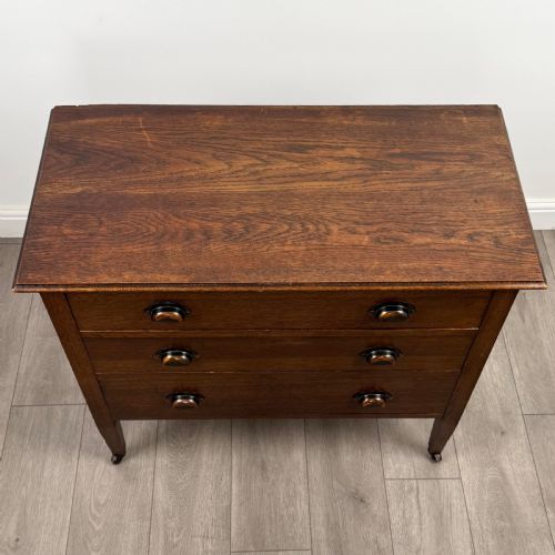 ANTIQUE 20TH CENTURY GOOD QUALITY CHEST OF DRAWERS IN OAK - ADDITIONAL PHOTO 2