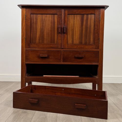 ANTIQUE 20TH CENTURY GOOD QUALITY CUPBOARD IN MAHOGANY - ADDITIONAL PHOTO 11