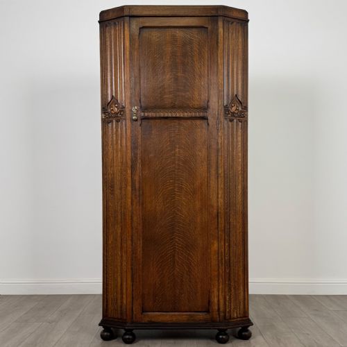 antique 20th century linenfold wardrobe in oak - CATEGORY: ANTIQUE CUPBOARDS - DATED EDWARDIAN