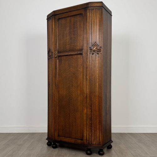 ANTIQUE 20TH CENTURY LINENFOLD WARDROBE IN OAK - ADDITIONAL PHOTO 2