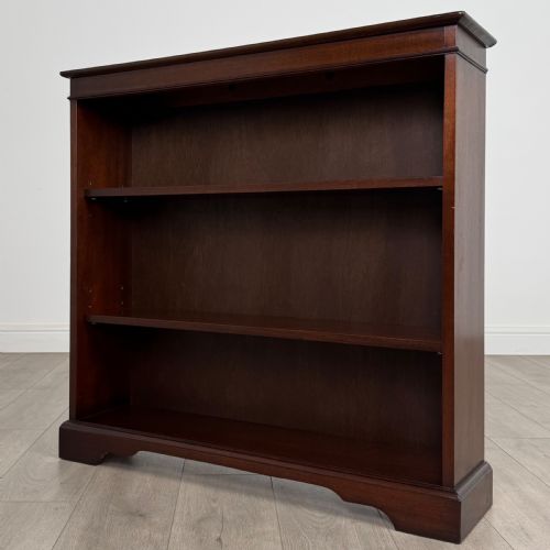 ANTIQUE 20TH CENTURY OPEN BOOKCASE IN MAHOGANY - ADDITIONAL PHOTO 2