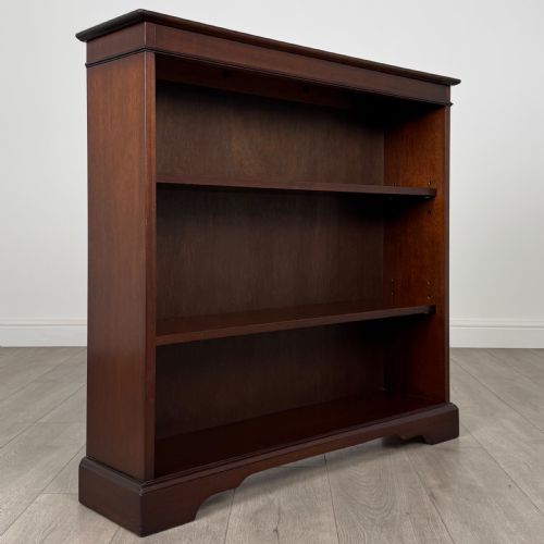 ANTIQUE 20TH CENTURY OPEN BOOKCASE IN MAHOGANY - ADDITIONAL PHOTO 9